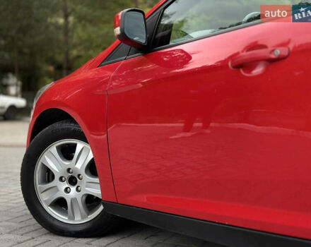 Красный Форд Фокус, объемом двигателя 1.6 л и пробегом 260 тыс. км за 7350 $, фото 25 на Automoto.ua