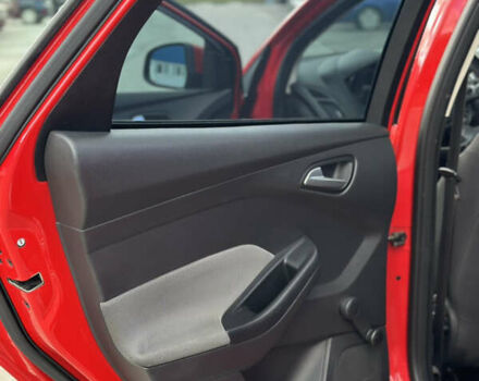 Красный Форд Фокус, объемом двигателя 1.6 л и пробегом 256 тыс. км за 6400 $, фото 22 на Automoto.ua