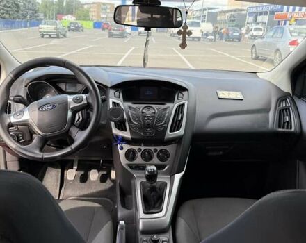 Красный Форд Фокус, объемом двигателя 1.6 л и пробегом 269 тыс. км за 6700 $, фото 13 на Automoto.ua