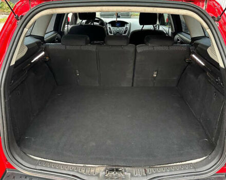 Красный Форд Фокус, объемом двигателя 1.6 л и пробегом 220 тыс. км за 6100 $, фото 7 на Automoto.ua