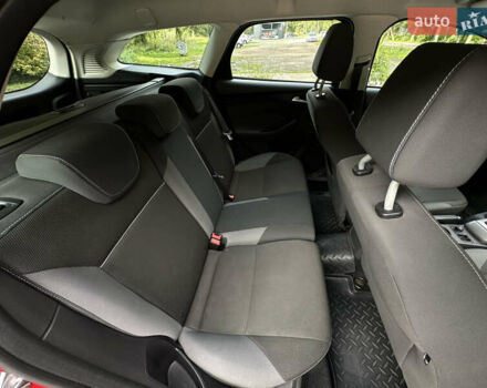 Красный Форд Фокус, объемом двигателя 1.6 л и пробегом 260 тыс. км за 6900 $, фото 68 на Automoto.ua
