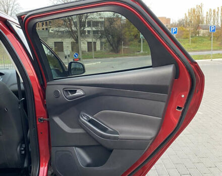 Червоний Форд Фокус, об'ємом двигуна 1.6 л та пробігом 159 тис. км за 6900 $, фото 16 на Automoto.ua