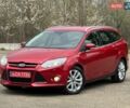 Красный Форд Фокус, объемом двигателя 1.6 л и пробегом 250 тыс. км за 7950 $, фото 2 на Automoto.ua