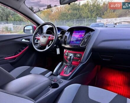 Червоний Форд Фокус, об'ємом двигуна 1.6 л та пробігом 155 тис. км за 7200 $, фото 11 на Automoto.ua