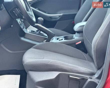 Форд Фокус 2012 в Стрые на Automoto.ua Красный Форд Фокус, объемом двигателя 1.6 л и пробегом 258 тыс. км за 7250 $, фото 101 на Automoto.ua