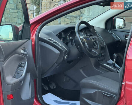 Червоний Форд Фокус, об'ємом двигуна 1.6 л та пробігом 259 тис. км за 7250 $, фото 89 на Automoto.ua