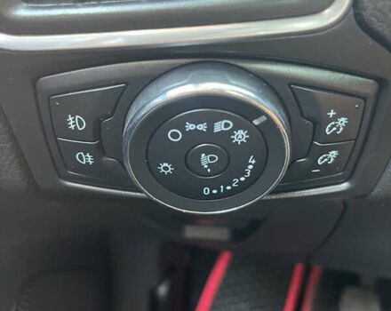 Червоний Форд Фокус, об'ємом двигуна 1.6 л та пробігом 258 тис. км за 9100 $, фото 8 на Automoto.ua