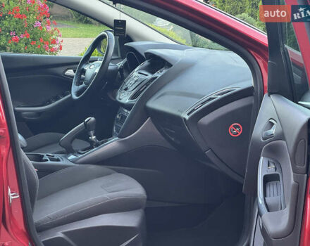 Форд Фокус 2012 в Стрые на Automoto.ua Красный Форд Фокус, объемом двигателя 1.6 л и пробегом 258 тыс. км за 7250 $, фото 69 на Automoto.ua