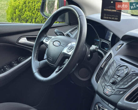 Форд Фокус 2012 в Стрые на Automoto.ua Красный Форд Фокус, объемом двигателя 1.6 л и пробегом 258 тыс. км за 7250 $, фото 76 на Automoto.ua