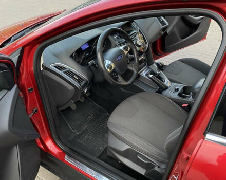 Червоний Форд Фокус, об'ємом двигуна 1.6 л та пробігом 159 тис. км за 6900 $, фото 27 на Automoto.ua