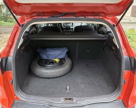 Красный Форд Фокус, объемом двигателя 1.6 л и пробегом 308 тыс. км за 6300 $, фото 6 на Automoto.ua