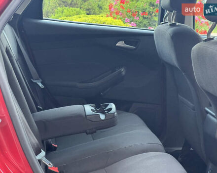 Форд Фокус 2012 в Стрые на Automoto.ua Красный Форд Фокус, объемом двигателя 1.6 л и пробегом 258 тыс. км за 7250 $, фото 86 на Automoto.ua