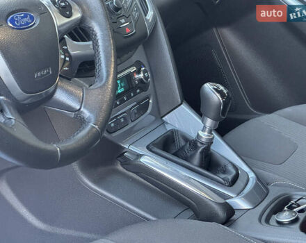 Червоний Форд Фокус, об'ємом двигуна 1.6 л та пробігом 259 тис. км за 7250 $, фото 98 на Automoto.ua