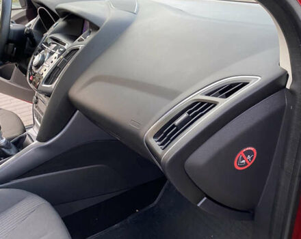 Червоний Форд Фокус, об'ємом двигуна 1.6 л та пробігом 159 тис. км за 6900 $, фото 22 на Automoto.ua