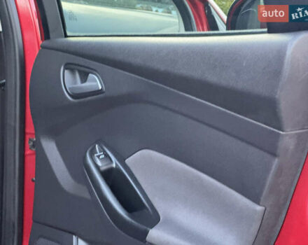 Червоний Форд Фокус, об'ємом двигуна 1.6 л та пробігом 259 тис. км за 7250 $, фото 84 на Automoto.ua