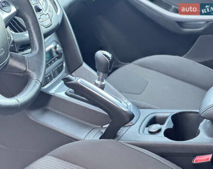 Форд Фокус 2012 в Стрые на Automoto.ua Красный Форд Фокус, объемом двигателя 1.6 л и пробегом 258 тыс. км за 7250 $, фото 97 на Automoto.ua