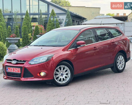 Форд Фокус 2012 в Стрые на Automoto.ua Красный Форд Фокус, объемом двигателя 1.6 л и пробегом 258 тыс. км за 7250 $, фото 1 на Automoto.ua