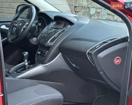 Червоний Форд Фокус, об'ємом двигуна 1.6 л та пробігом 259 тис. км за 7250 $, фото 72 на Automoto.ua