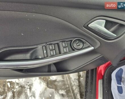 Червоний Форд Фокус, об'ємом двигуна 1.6 л та пробігом 235 тис. км за 6999 $, фото 30 на Automoto.ua