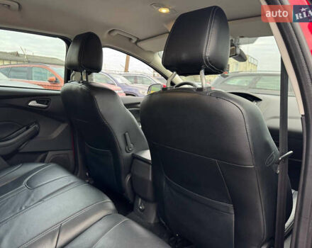 Червоний Форд Фокус, об'ємом двигуна 1.6 л та пробігом 229 тис. км за 8700 $, фото 39 на Automoto.ua