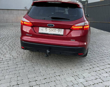 Красный Форд Фокус, объемом двигателя 1.6 л и пробегом 207 тыс. км за 8999 $, фото 6 на Automoto.ua