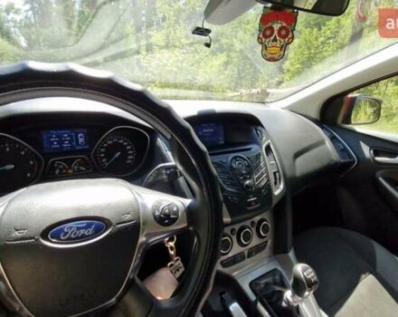 Красный Форд Фокус, объемом двигателя 1.6 л и пробегом 307 тыс. км за 7500 $, фото 12 на Automoto.ua