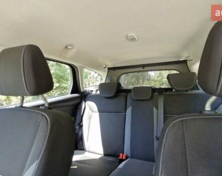 Красный Форд Фокус, объемом двигателя 1.6 л и пробегом 307 тыс. км за 7500 $, фото 16 на Automoto.ua