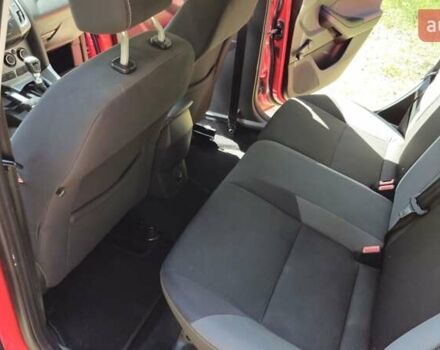 Красный Форд Фокус, объемом двигателя 1.6 л и пробегом 307 тыс. км за 7500 $, фото 17 на Automoto.ua