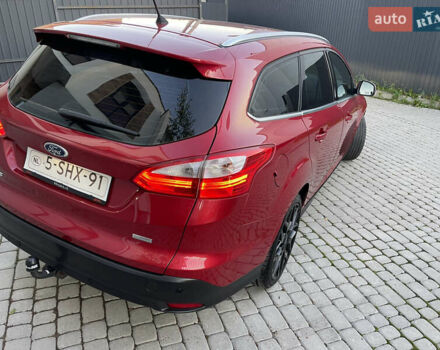 Красный Форд Фокус, объемом двигателя 1.6 л и пробегом 207 тыс. км за 8999 $, фото 10 на Automoto.ua
