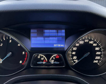 Красный Форд Фокус, объемом двигателя 1.6 л и пробегом 207 тыс. км за 8999 $, фото 17 на Automoto.ua