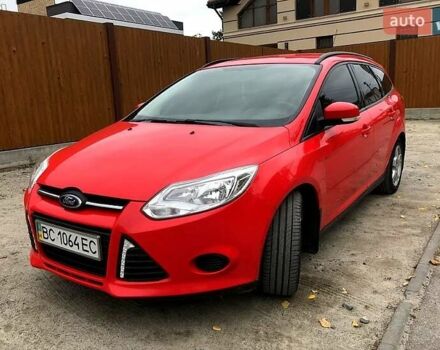 Красный Форд Фокус, объемом двигателя 1 л и пробегом 148 тыс. км за 6200 $, фото 2 на Automoto.ua