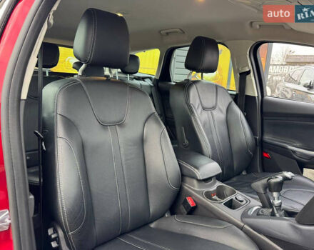 Червоний Форд Фокус, об'ємом двигуна 1.6 л та пробігом 229 тис. км за 8700 $, фото 28 на Automoto.ua