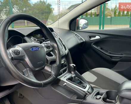 Червоний Форд Фокус, об'ємом двигуна 1.56 л та пробігом 213 тис. км за 7500 $, фото 7 на Automoto.ua