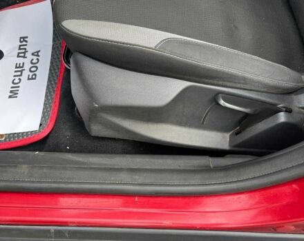 Червоний Форд Фокус, об'ємом двигуна 1.6 л та пробігом 213 тис. км за 7500 $, фото 19 на Automoto.ua