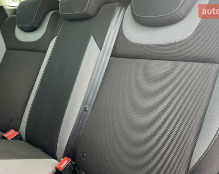 Червоний Форд Фокус, об'ємом двигуна 1.56 л та пробігом 213 тис. км за 7500 $, фото 21 на Automoto.ua