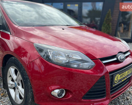 Червоний Форд Фокус, об'ємом двигуна 1.56 л та пробігом 213 тис. км за 7500 $, фото 1 на Automoto.ua