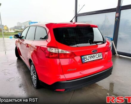 Форд Фокус 2014 в Запорожье на Automoto.ua Красный Форд Фокус, объемом двигателя 1 л и пробегом 151 тыс. км за 5800 $, фото 2 на Automoto.ua