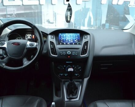 Красный Форд Фокус, объемом двигателя 0 л и пробегом 189 тыс. км за 8500 $, фото 8 на Automoto.ua