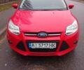 Красный Форд Фокус, объемом двигателя 1 л и пробегом 149 тыс. км за 6200 $, фото 2 на Automoto.ua
