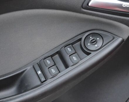 Красный Форд Фокус, объемом двигателя 0 л и пробегом 189 тыс. км за 8500 $, фото 19 на Automoto.ua