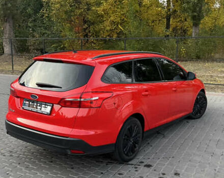 Форд Фокус 2015 у Кременчуге на Automoto.ua Червоний Форд Фокус, об'ємом двигуна 1.5 л та пробігом 277 тис. км за 8750 $, фото 1 на Automoto.ua