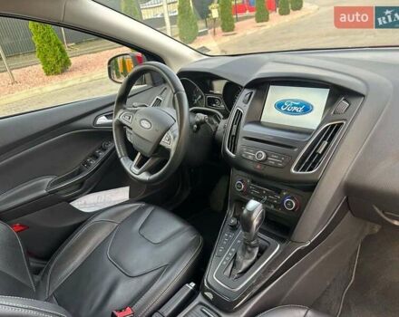 Красный Форд Фокус, объемом двигателя 1.5 л и пробегом 239 тыс. км за 10990 $, фото 12 на Automoto.ua