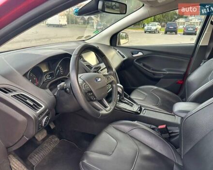 Красный Форд Фокус, объемом двигателя 1.5 л и пробегом 239 тыс. км за 10990 $, фото 6 на Automoto.ua