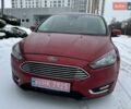 Красный Форд Фокус, объемом двигателя 1.5 л и пробегом 240 тыс. км за 9990 $, фото 2 на Automoto.ua