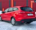 Красный Форд Фокус, объемом двигателя 1 л и пробегом 117 тыс. км за 6990 $, фото 4 на Automoto.ua