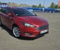 Красный Форд Фокус, объемом двигателя 1.5 л и пробегом 128 тыс. км за 10500 $, фото 1 на Automoto.ua
