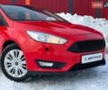 Красный Форд Фокус, объемом двигателя 1 л и пробегом 117 тыс. км за 6990 $, фото 1 на Automoto.ua