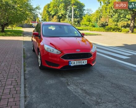 Красный Форд Фокус, объемом двигателя 1.6 л и пробегом 194 тыс. км за 6300 $, фото 1 на Automoto.ua