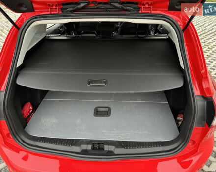 Красный Форд Фокус, объемом двигателя 1.5 л и пробегом 96 тыс. км за 14300 $, фото 62 на Automoto.ua