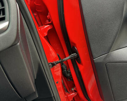 Красный Форд Фокус, объемом двигателя 1.5 л и пробегом 96 тыс. км за 14300 $, фото 52 на Automoto.ua